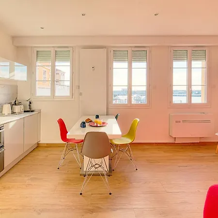 Neptune Apartament Nicea